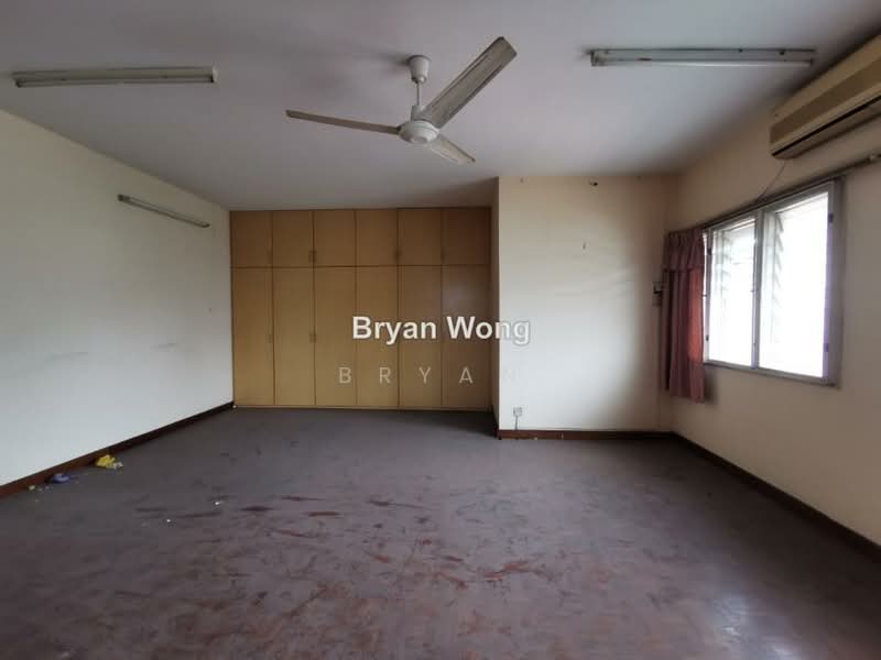 Bungalow House for Sale in Section 17/13a, Jalan 17/13a (Petaling Jaya) - Bryan Wong - PropertyGuru.com.my