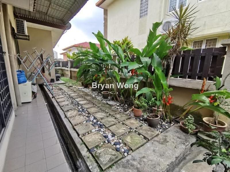 Rumah Berkembar untuk Dijual di Petaling Jaya (Selangor) - Bryan Wong - PropertyGuru.com.my