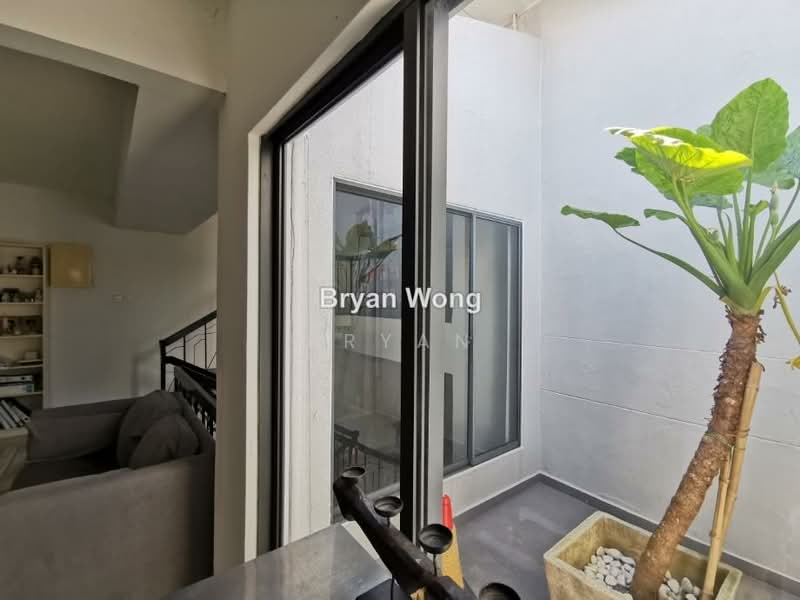 3-storey Terraced House for Sale in Damansara Jaya (Petaling Jaya) - Bryan Wong - PropertyGuru.com.my