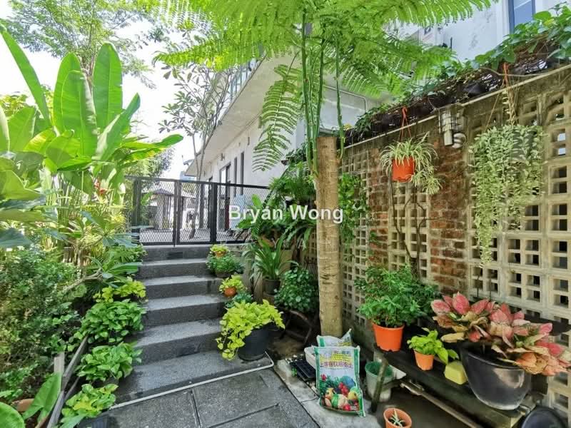 3-storey Terraced House for Sale in Damansara Jaya (Petaling Jaya) - Bryan Wong - PropertyGuru.com.my