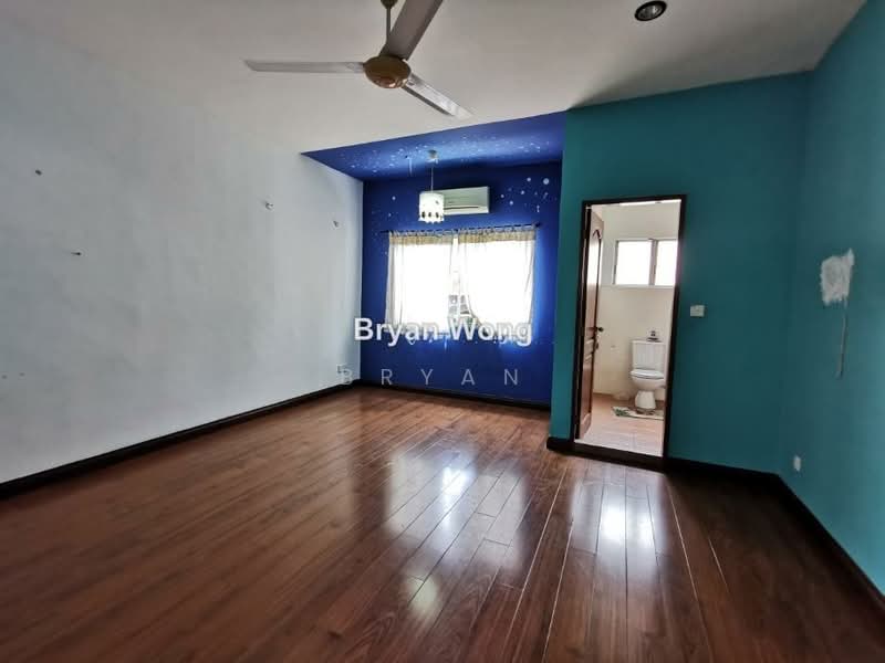 Rumah Berkembar untuk Dijual di Damansara Kim (Petaling Jaya) - Bryan Wong - PropertyGuru.com.my