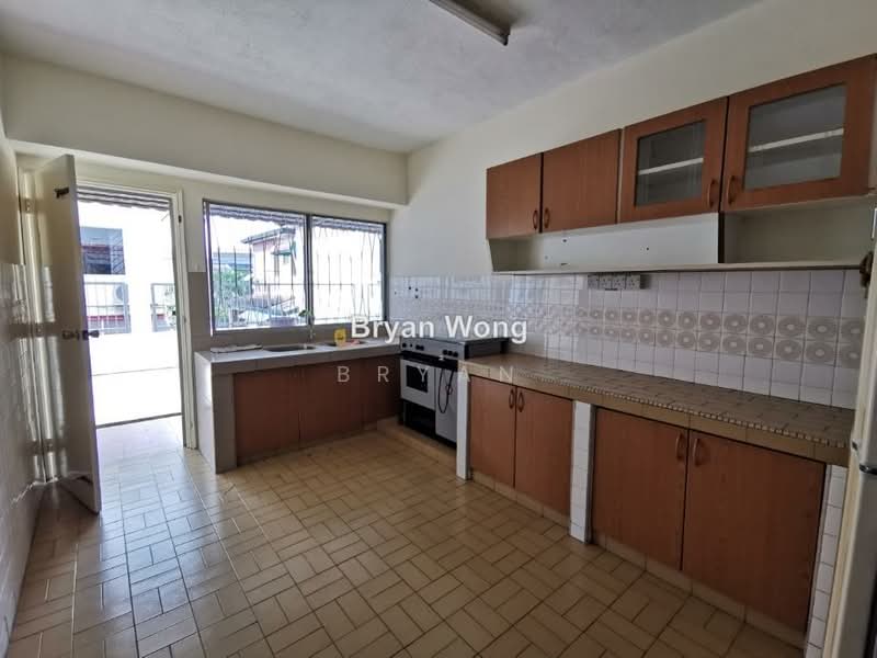 Rumah Berkembar untuk Dijual di Damansara Kim (Petaling Jaya) - Bryan Wong - PropertyGuru.com.my
