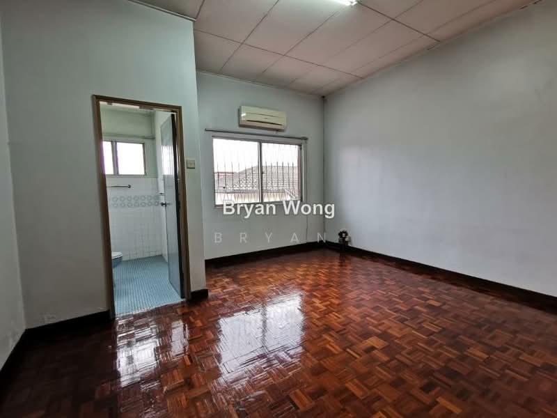 Rumah Berkembar untuk Dijual di Damansara Kim (Petaling Jaya) - Bryan Wong - PropertyGuru.com.my