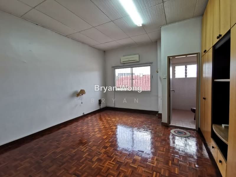 Rumah Berkembar untuk Dijual di Damansara Kim (Petaling Jaya) - Bryan Wong - PropertyGuru.com.my