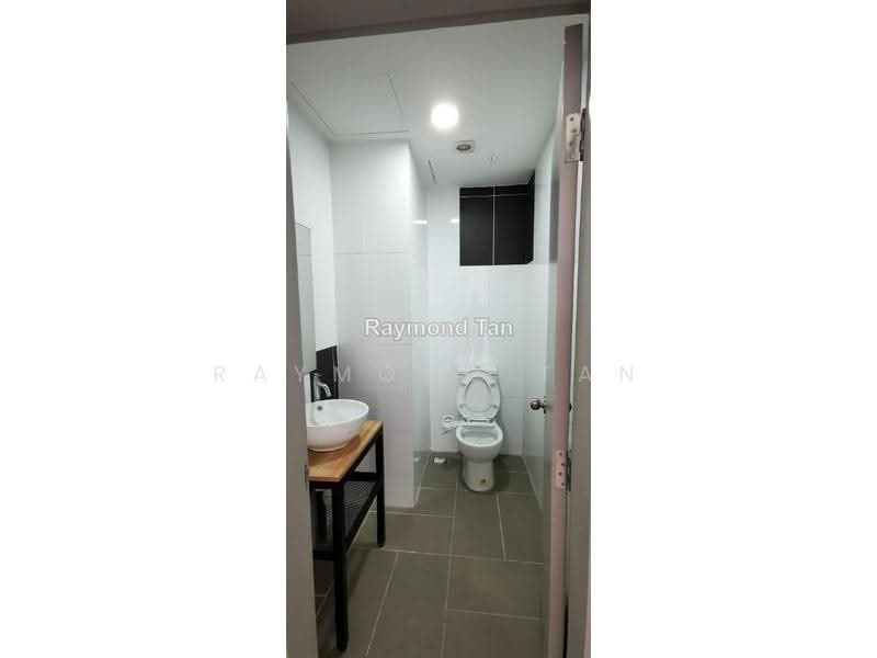Service Residence for Sale at Service Office Suite (SOS) @ Empire City - Raymond Tan - PropertyGuru.com.my