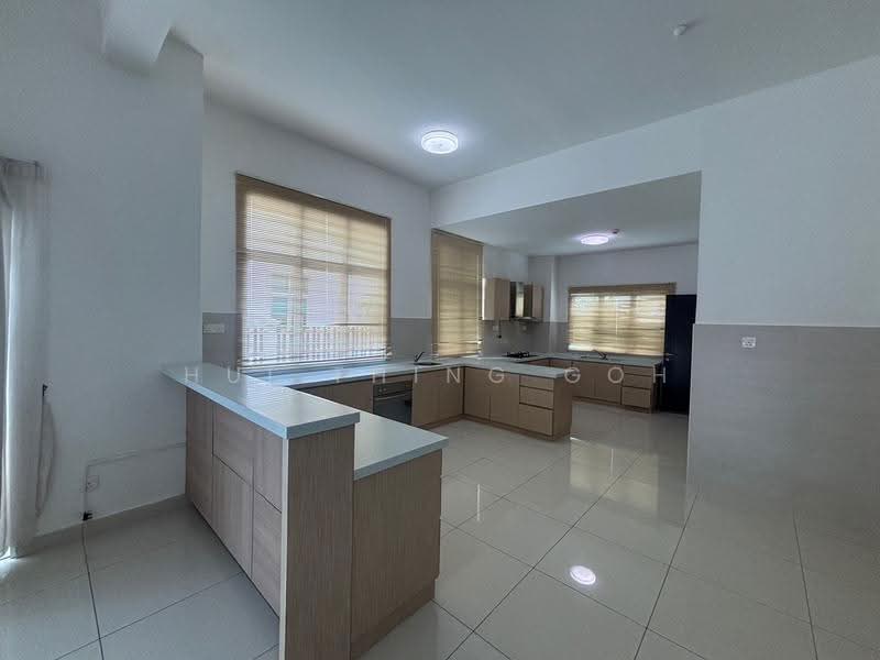 Semi-Detached House for Sale in Perdana Lakeview East (Cyberjaya) - Hui Thing Goh - PropertyGuru.com.my