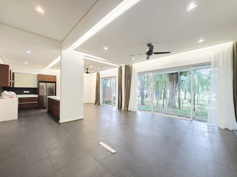 Semi-Detached House for Sale in Seri Pilmoor (Petaling Jaya) - Reni Lim - Living Room - PropertyGuru.com.my