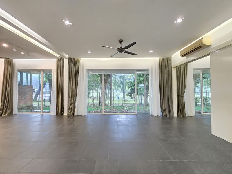 Semi-Detached House for Sale in Seri Pilmoor (Petaling Jaya) - Reni Lim - Living Room - PropertyGuru.com.my