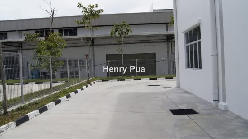 Kilang Terpisah untuk Dijual di Taman Desa Cemerlang (Ulu Tiram) - Henry Pua - PropertyGuru.com.my