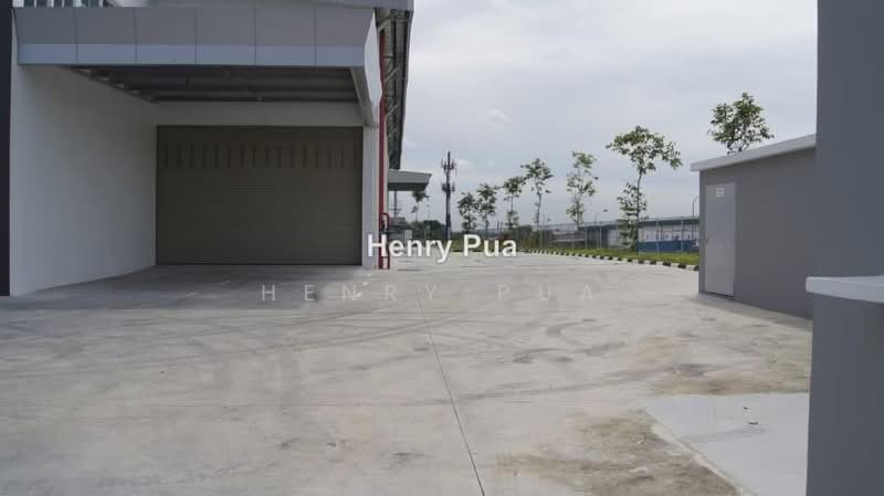 Kilang Terpisah untuk Dijual di Taman Desa Cemerlang (Ulu Tiram) - Henry Pua - PropertyGuru.com.my