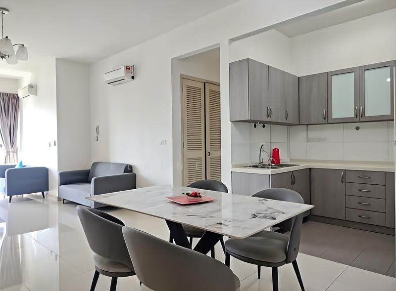Kondominium untuk Disewa di KM1 West - Elaine Gan - Living Room - PropertyGuru.com.my