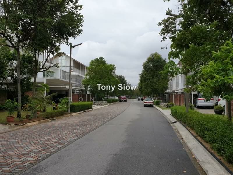 Bungalow House for Sale in Seri Pilmoor Angsana (Ara Damansara) - Tony Siow - PropertyGuru.com.my