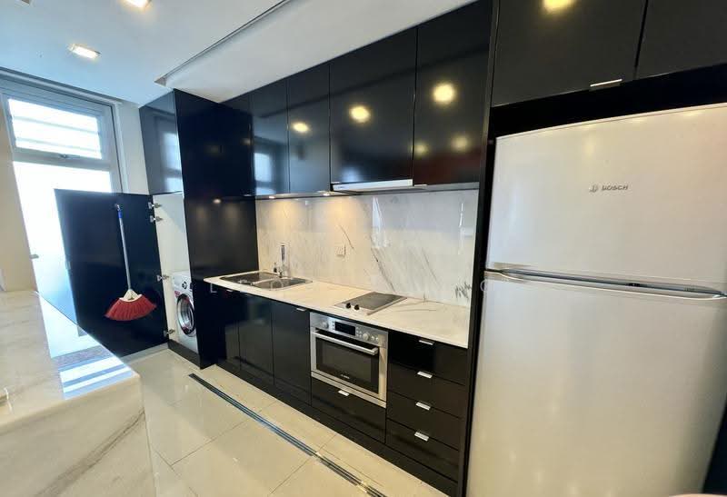 Kediaman Servis untuk Dijual di Verve Suites - LEON WONG - PropertyGuru.com.my