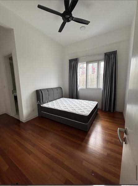 Condominium for Sale at Pavilion Hilltop - Amy Chia - Bedroom - PropertyGuru.com.my