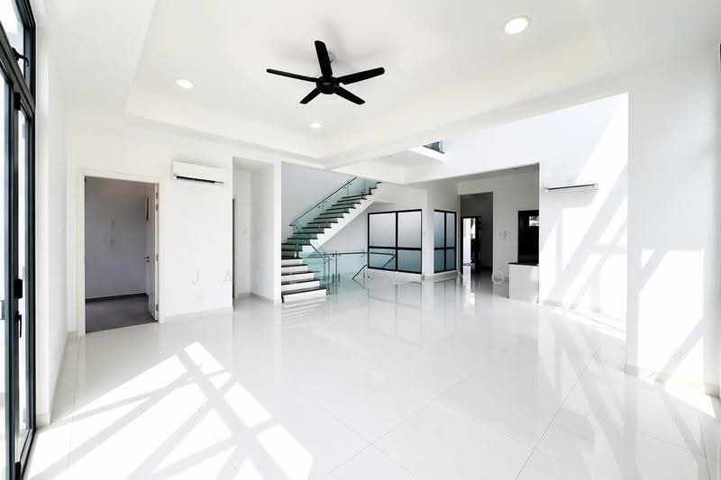 Rumah Berkembar untuk Dijual di Cyberjaya (Selangor) - Jared Wong - Living Room - PropertyGuru.com.my