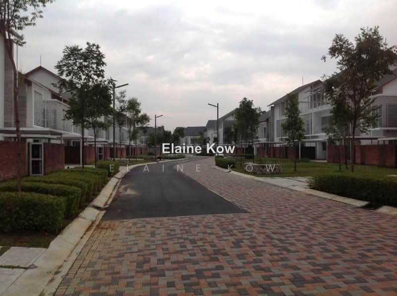 Bungalow House for Sale in seri Pilmoor, Jalan PJU 1/20 (Ara Damansara) - Elaine Kow - PropertyGuru.com.my