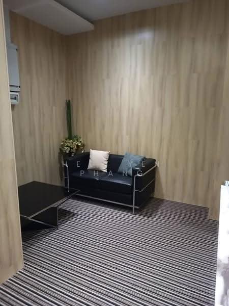 Office for Rent in Bangsar (Kuala Lumpur) - Heen Yen Phang - Living Room - PropertyGuru.com.my