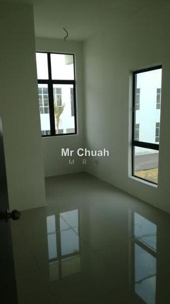 Rumah Teres 2-Tingkat untuk Dijual di Sepang (Selangor) - Mr. Chuah - PropertyGuru.com.my