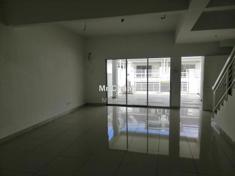 Rumah Teres 2-Tingkat untuk Dijual di Taman Dato Demang (Seri Kembangan) - Mr. Chuah - PropertyGuru.com.my