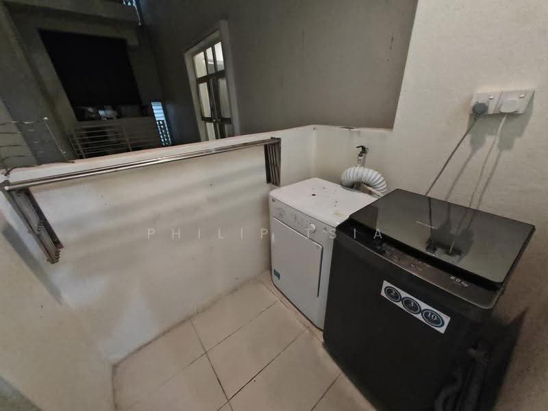 Kondominium untuk Disewa di The Park Residences 1 - Philip Tsia - Balcony - PropertyGuru.com.my