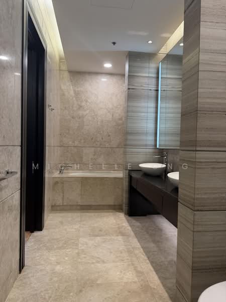 Kediaman Servis untuk Dijual di The Ritz-Carlton Residences - Michelle Ong - Bathroom - PropertyGuru.com.my