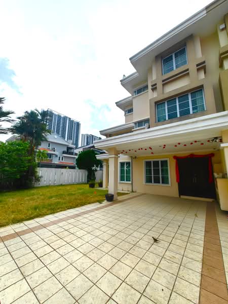 3-storey Terraced House for Rent in Happy Garden, Bukit Jalil, Sri Petaling, OUG (Kuchai Lama) - Mak Oliver - Exterior - PropertyGuru.com.my