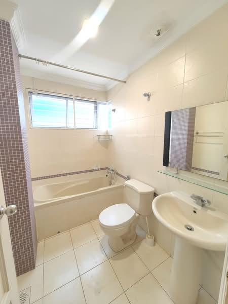 3-storey Terraced House for Rent in Happy Garden, Bukit Jalil, Sri Petaling, OUG (Kuchai Lama) - Mak Oliver - Bathroom - PropertyGuru.com.my