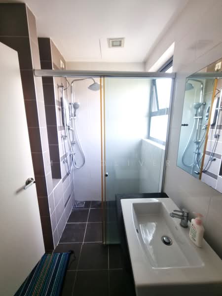 Kondominium untuk Disewa di Covillea - Mak Oliver - Bathroom - PropertyGuru.com.my