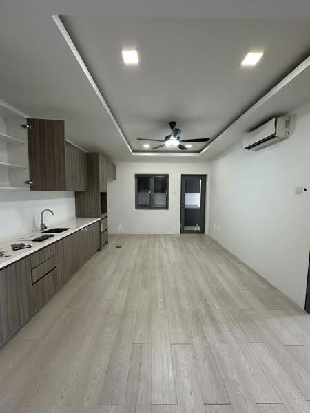 Condominium for Rent at Lakefront Residence - Alan Wan - Kitchen - PropertyGuru.com.my