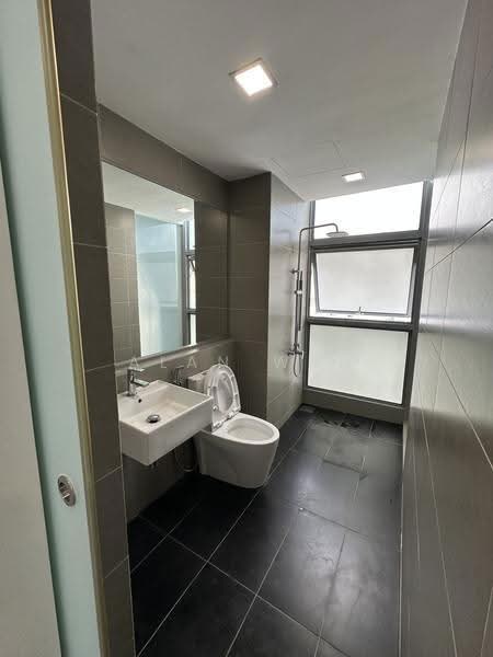Condominium for Rent at Lakefront Residence - Alan Wan - Bathroom - PropertyGuru.com.my