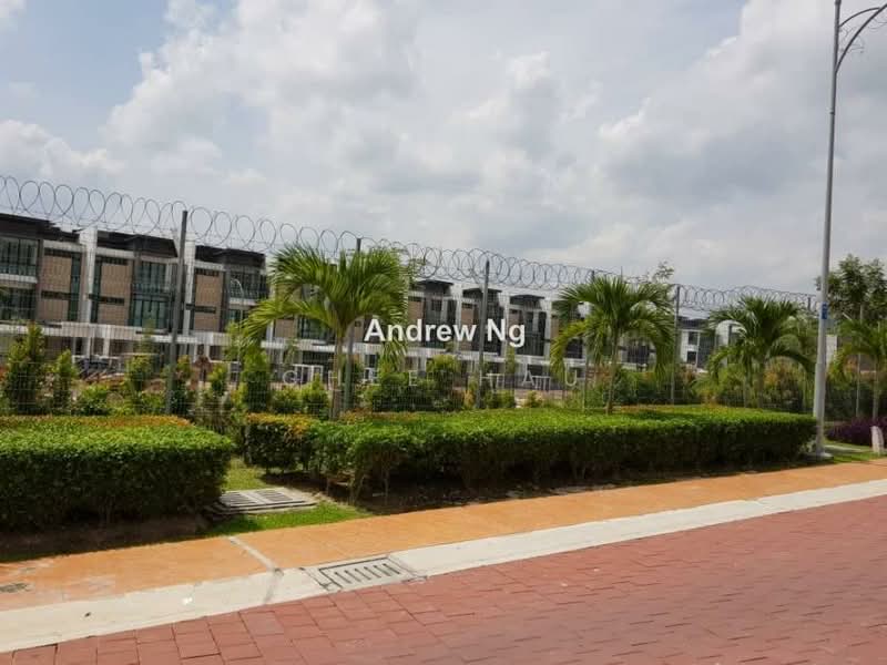 Bungalow for Sale in Setia Alam (Selangor) - Chee Hau Ng - PropertyGuru.com.my