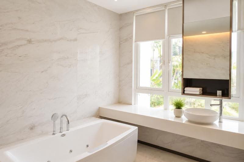 Bungalow House untuk Dijual di Country Heights Damansara (Kuala Lumpur) - Jen Lau - Bathroom - PropertyGuru.com.my
