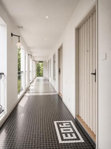 Hotel / Resort for Sale in KLCC (KL City Centre) - Jen Lau - Corridor - PropertyGuru.com.my