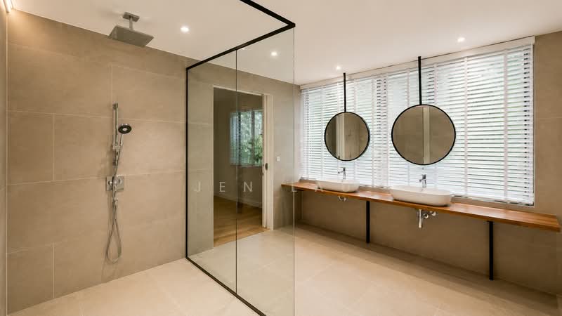 Bungalow House untuk Dijual di Taman Bukit Pantai (Bangsar) - Jen Lau - Bathroom - PropertyGuru.com.my