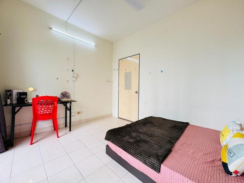 Condominium for Rent at Suriamas - Mak Hon Yean - Bedroom - PropertyGuru.com.my