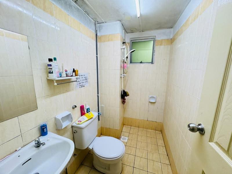 Condominium for Rent at Suriamas - Mak Hon Yean - Bathroom - PropertyGuru.com.my