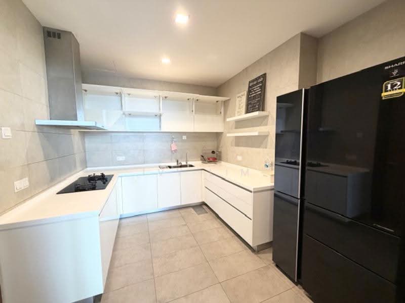 Condominium for Sale at Harrington Suites - Ivy Lim - Kitchen - PropertyGuru.com.my