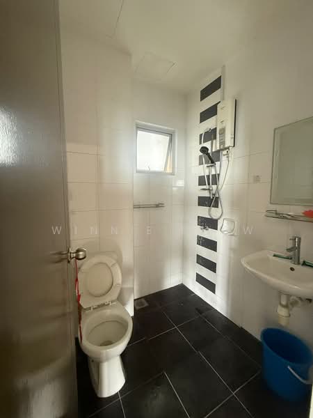 Condominium for Sale at Lagoon Suites - Winnie Chow - PropertyGuru.com.my