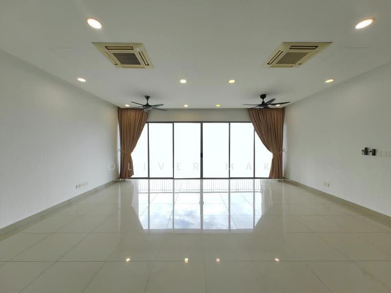 Condominium for Sale at KM1 East - Mak Oliver - Living Room - PropertyGuru.com.my