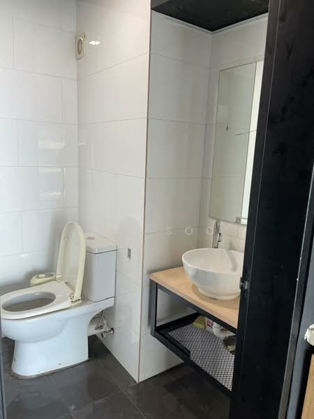 Kondominium untuk Disewa di My Loft @ Empire City - Ray Soo - Bathroom - PropertyGuru.com.my