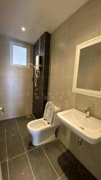Service Residence for Rent at Pinnacle Sri Petaling - Valarie Wong - Bathroom - PropertyGuru.com.my