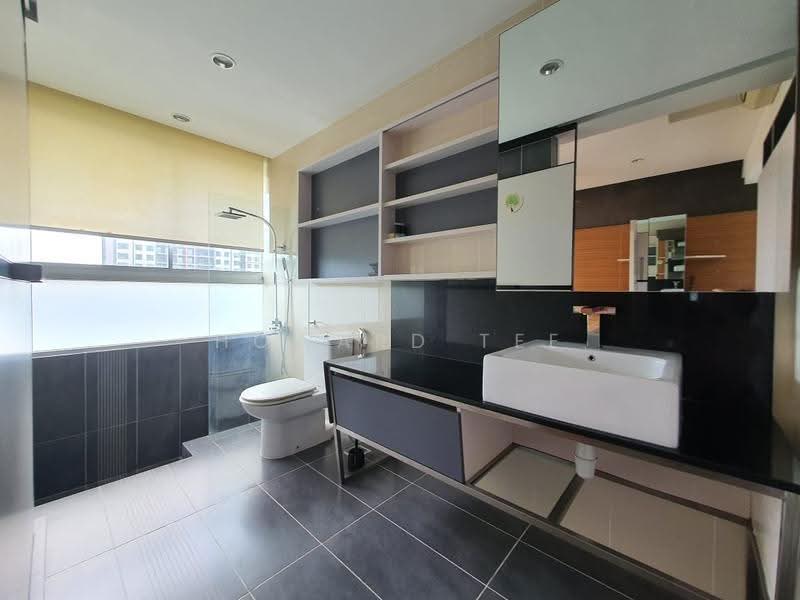 Kediaman Servis untuk Dijual di Verve Suites - Howard Tee - Bathroom - PropertyGuru.com.my