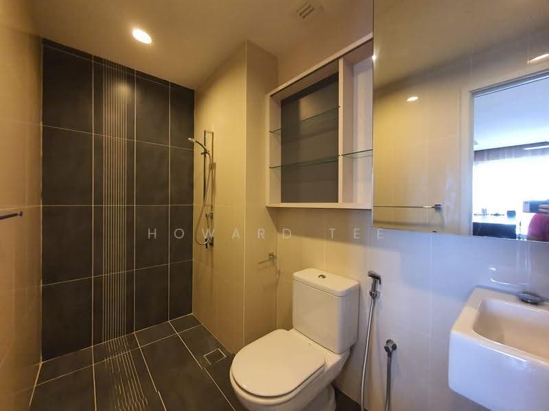 Kediaman Servis untuk Dijual di Verve Suites - Howard Tee - Bathroom - PropertyGuru.com.my