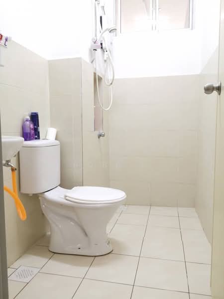 Terraced House for Sale in Taman Bukit Dahlia (Pasir Gudang) - Robbie Tan - Bathroom - PropertyGuru.com.my