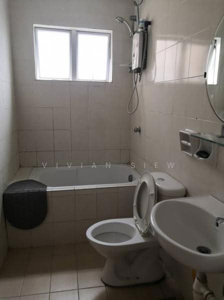 Apartment for Rent at Suria Damansara - Vivian Siew - Bathroom - PropertyGuru.com.my