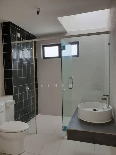 Rumah Teres 2 Tingkat untuk Dijual di Semenyih (Selangor) - Ethan Leong - Bathroom - PropertyGuru.com.my