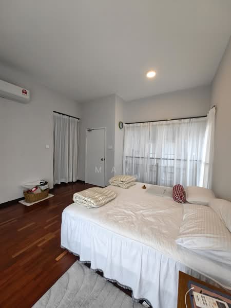 3-storey Terraced House for Sale in Taman Esplanad (Bukit Jalil) - Mak Oliver - Bedroom - PropertyGuru.com.my