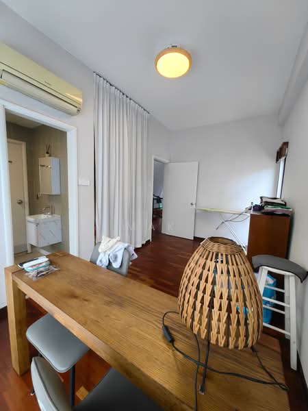 3-storey Terraced House for Sale in Taman Esplanad (Bukit Jalil) - Mak Oliver - Study - PropertyGuru.com.my