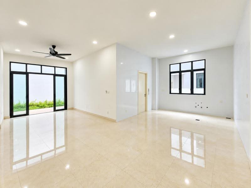 Bungalow House for Sale in Petaling Jaya (Selangor) - Ken TCK - Living Room - PropertyGuru.com.my