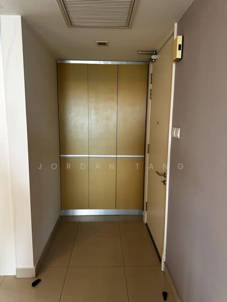 Kediaman Servis untuk Disewa di Solaris Dutamas - Jordan Tang - Entrance - PropertyGuru.com.my